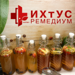 Домашно приготвена комбуча с плодове, билки и подправки – втора ферментация